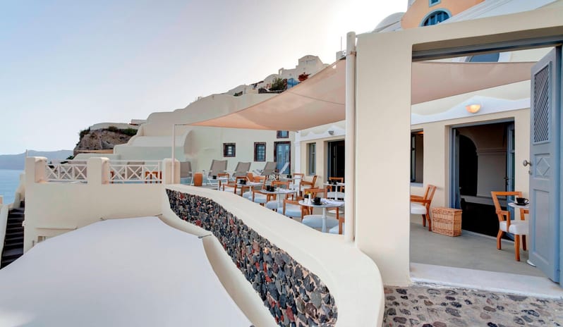 MYSITQUE SANTORINI  TERRACE DINING